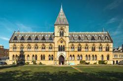 Oxford uni museum of natural history.jpg